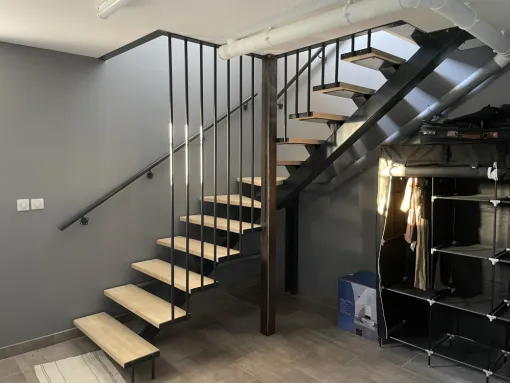 Conception, fabrication et pose d’un escalier sur mesure à Asques, Lavit, Alfer Einstein