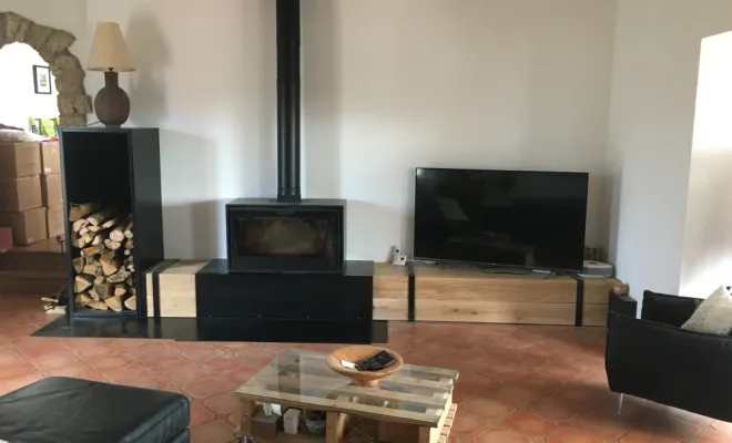 Création de meubles design en chêne massif et acier à Moissac – Alfer Einstein (Lavit)