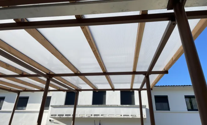 Conception, fabrication et pose de pergola à Larrazet