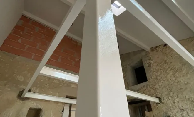 Fabrication et pose d’une structure acier pour une future mezzanine à Condom